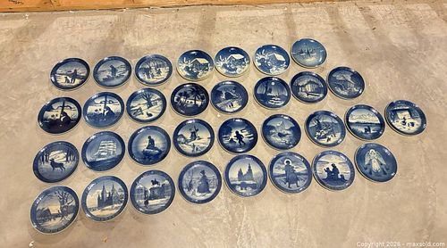 Lot #32 (1 of 10)