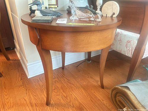 End Table D (1 of 10)