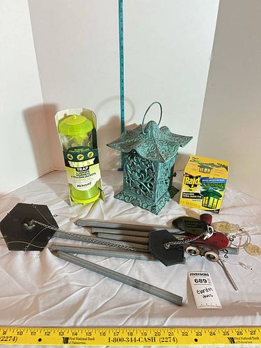 Lot #689 (1 of 7)