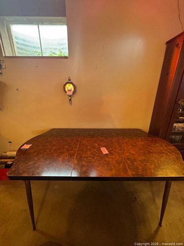 Lot #748 (1 of 6)