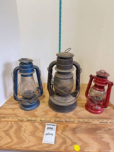 Lot #898 (1 of 13)