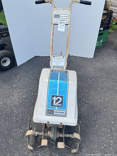 Lot #877 (1 of 7)