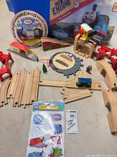 Lot #709 (1 of 9)