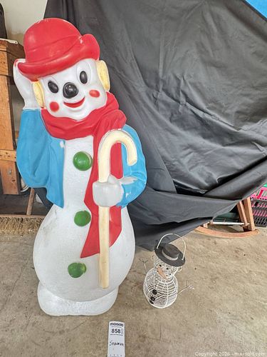 Lot #858 (1 of 6)