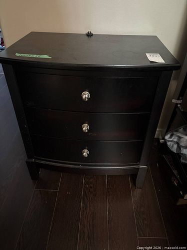 Lot #799 (1 of 5)