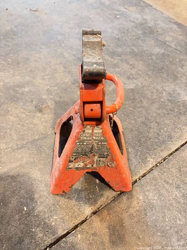 Lot #60 (1 of 5)