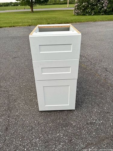Lot #23 (1 of 13)