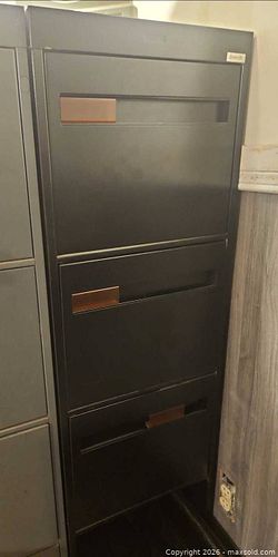 Lot #20 (1 of 7)