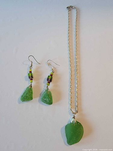 Vintage Handmade Sea Glass Bead Earrings Necklace Set (1 of 6)