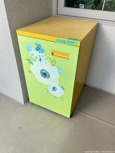 Lot #60 (1 of 5)