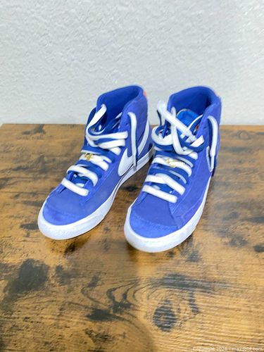 Lot #29 (1 of 8)
