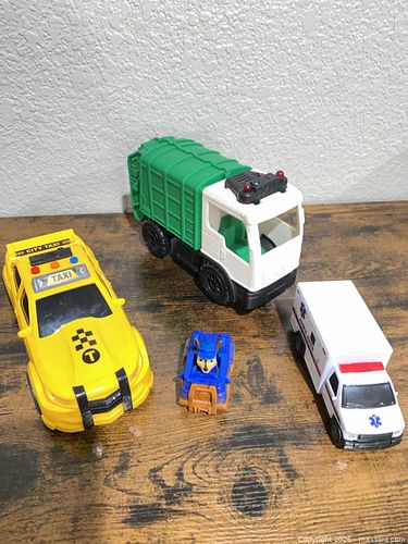Lot #33 (1 of 5)