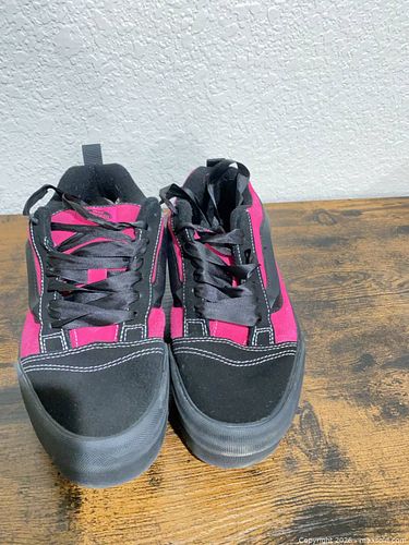 Lot #21 (1 of 6)