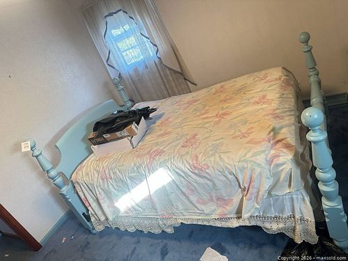 Full/Double Light Blue Wooden Bed Frame with Spindle Posts (1 of 5)