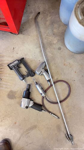 Air-Powered Tools: Ingersoll-Rand & Campbell Hausfeld (Pneumatic) (1 of 15)