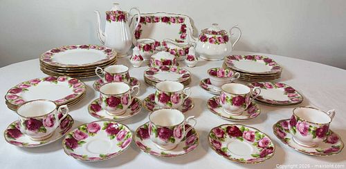 Lot #61 (1 of 19)