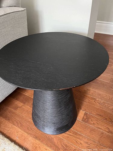 Lot #9 (1 of 4)