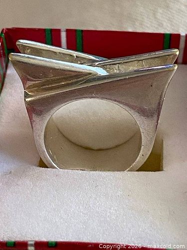 Lot #20 (1 of 8)