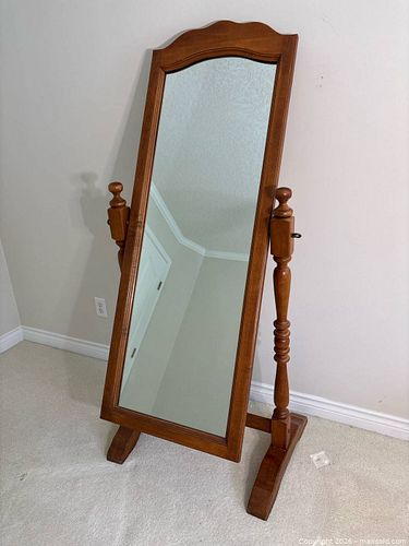 Lot #49 (1 of 5)