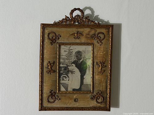 Lot #333 (1 of 8)