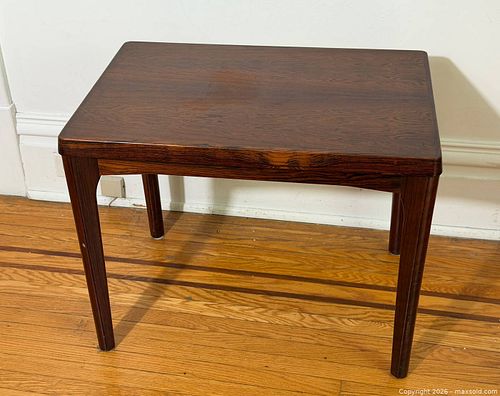 Lot #306 (1 of 9)