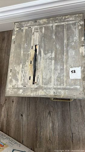 Lot #52 (1 of 3)