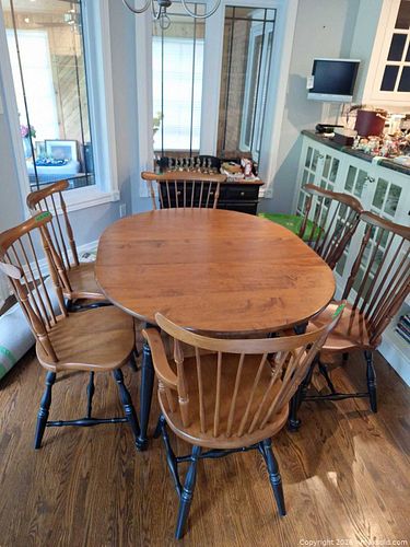 Dining Table & 6 Chairs C (1 of 17)