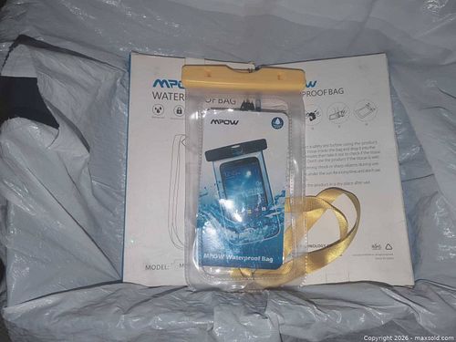 Five Waterproof Cell Phone Pouches A (1 of 3)
