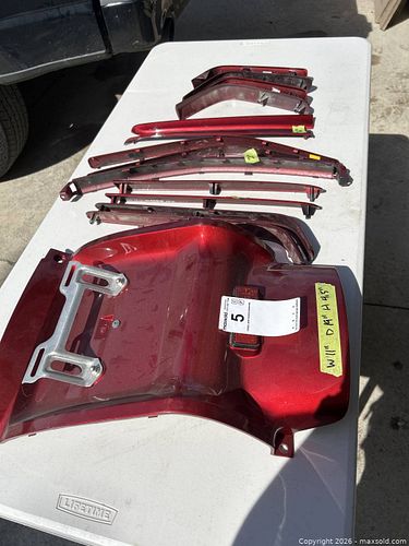 Lot #5 (1 of 7)