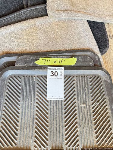 Lot #30 (1 of 8)
