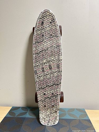 Lot #40 (1 of 5)