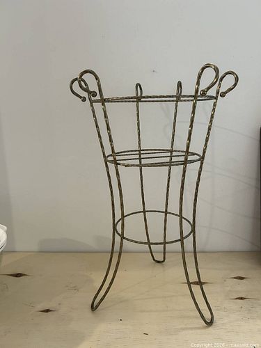 Lot #34 (1 of 6)