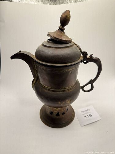 Lot #119 (1 of 9)
