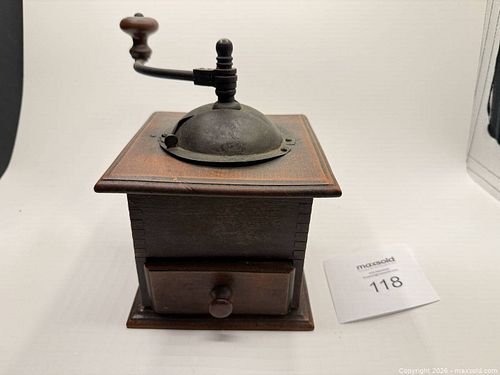 Lot #118 (1 of 9)