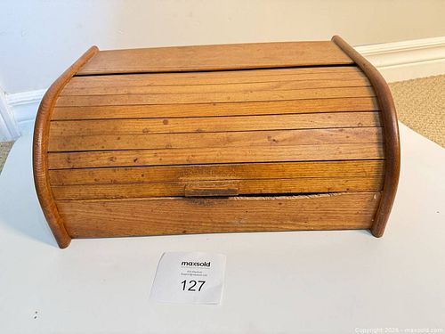 Lot #127 (1 of 11)