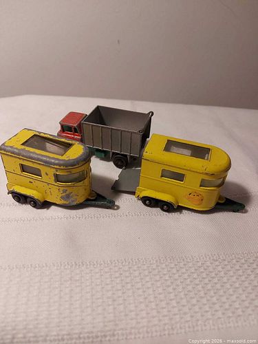 Lot #165 (1 of 7)