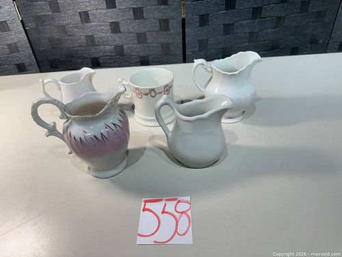 Lot #558 (1 of 11)