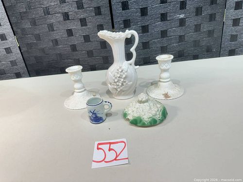 Lot #552 (1 of 8)