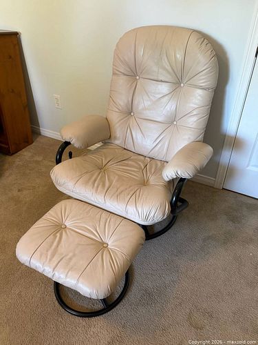 Lot #61 (1 of 4)