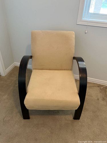Lot #26 (1 of 3)