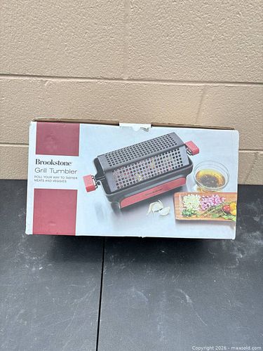 Lot #28 (1 of 3)