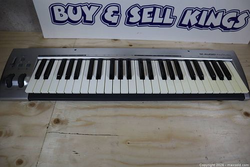 M-Audio KeyStudio 49-Key MIDI Keyboard Controller (1 of 7)