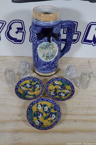 Lot #58 (1 of 8)