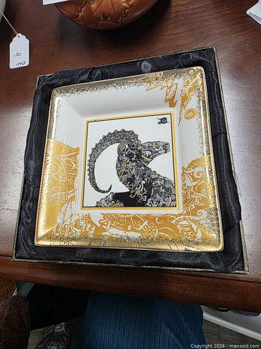 Lot #93 (1 of 7)