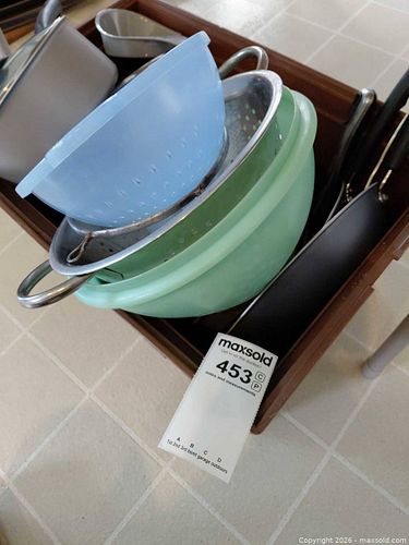 Lot #453 (1 of 4)