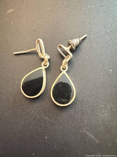 Lot #98 (1 of 3)