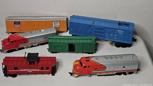 Lot #66 (1 of 13)