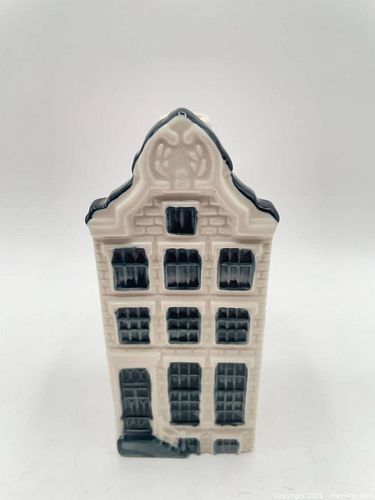 Lot #39 (1 of 7)