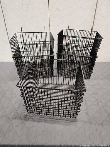 Lot #49 (1 of 4)