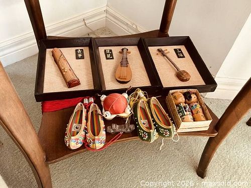 Vintage Handcrafted Chinese Miniature Lot  (1 of 4)